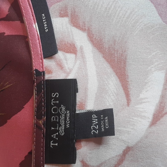 ❗SALE❗Talbots Floral Pink Sleeveless Top - Picture 3 of 6